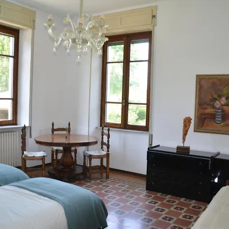 Casa Neu * Travedona