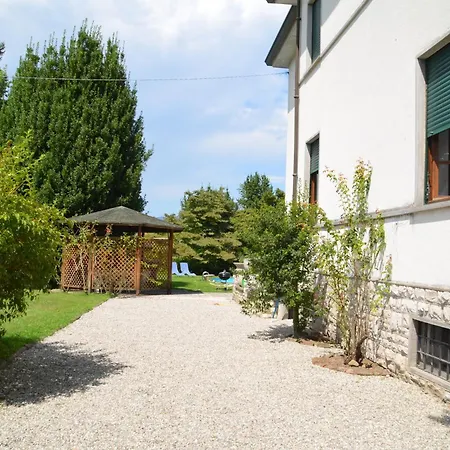 Casa Neu * Travedona